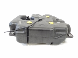 Mercedes Benz E-Class W207 (2009–2017) AdBlue-Tank A2074701301 - 4