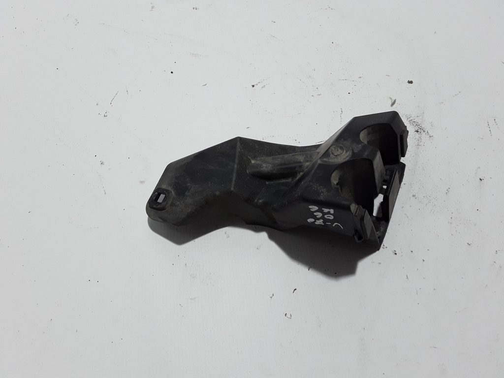 VOLVO V70 2 generation (2000-2008) Support de pare-chocs arrière gauche 08693384 21093553