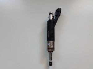  Fuel injector and its parts 