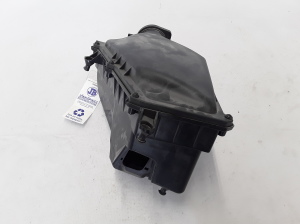 VOLVO V50 (2004–2012) Luftfiltergehäuse 30792181 - 3