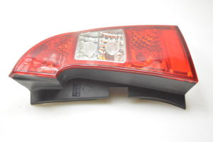 Kia Carens (2006–2013) Eckleuchte hinten 082231927R - 2