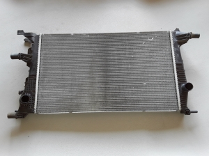  Cooling radiator 