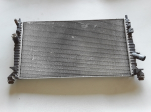  Cooling radiator 