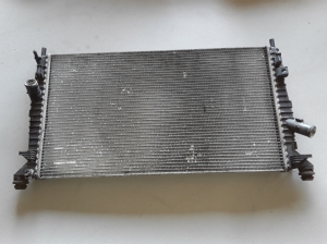 VOLVO S40 II (2004–2013) Dzesēšanas radiators un tā daļas 3M5H8005TJ - 3