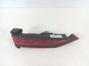 VOLVO V60 (2018–2026) Tagatuli tagaluugil 31468186 - 5