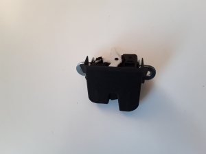 Volkswagen Scirocco III (2008–2017) Trunk lid lock 1K8827505B - 3