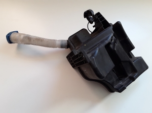 Skoda Fabia MK 3 (2014–2021) Front washer fluid reservoir 6R0955453D - 3