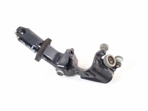 Volkswagen Transporter T5 (2003–2015) Schiebetürhalter 7E0843336 - 2