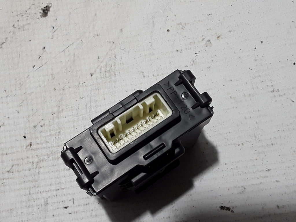 NISSAN Qashqai J11 (2013-2022) Other Control Units 476A04EA0A 21183402