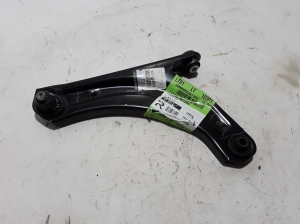 Front control arm - 545039807R
