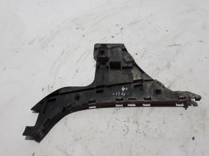  Rear bumper bracket 