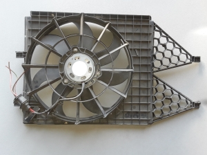 Volkswagen Polo V (2009–2017) Dzesēšanas ventilators un tā daļas 6R0121207 - 2