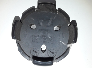 Ford Fiesta VI (2008–2017) Nabenkappe 6M211003AA - 3