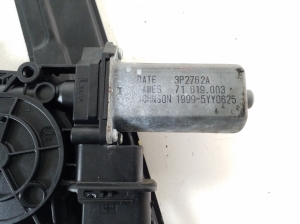 BMW 3 SERIES F31 (2011–2026) Esiukse aknatõstuk ja selle osad - 2