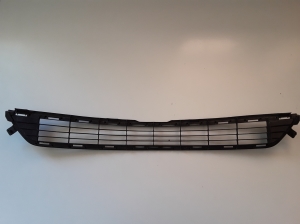 TOYOTA RAV 4 A4 (2012–2018) Front bumper lower grille 5311242090 - 2