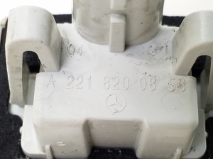 Mercedes Benz E-Class W207 (2009–2017) Numbrimärgi tuled A2218200856 - 2