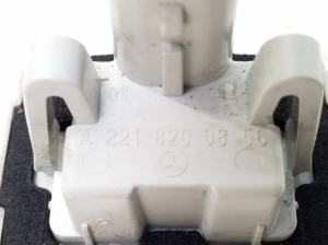 Mercedes Benz E-Class W207 (2009–2017) Numbrimärgi tuled A2218200856 - 2