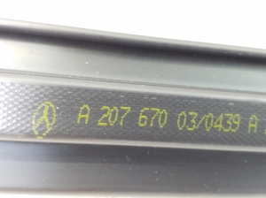 Mercedes Benz E-Class W207 (2009–2017) Fensterschachtleiste innen Tür hinten A2076730321 - 2