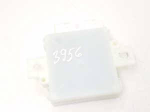 Mercedes Benz E-Class W207 (2009–2017) Parking system control unit A2129001711 - 2