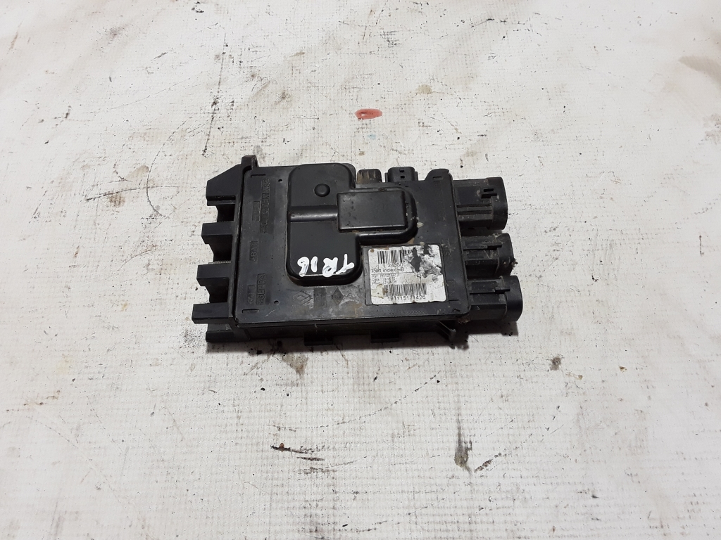 Used RENAULT Trafic Relay 243501820R