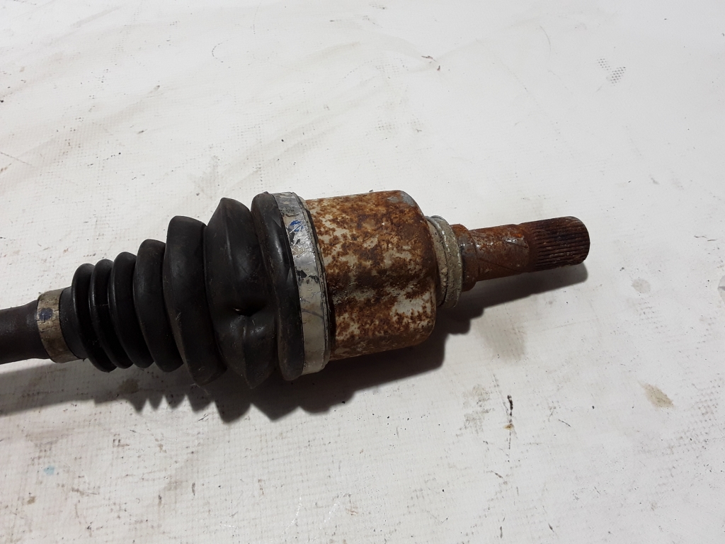 RENAULT Trafic 3 generation (2014-2023) Front Left Driveshaft 391018696R 21355150