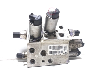 BMW 7 SERIJA E65 (2001–2008) Hüdrauliline vedrustuspump 6781487 VB678148701  24070917H - 3