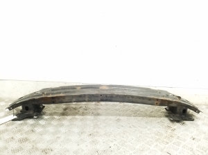   Front bumper beam 