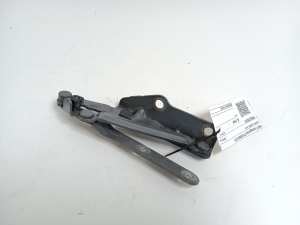  Kapoti hing  - 7H0823302D 
