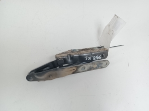Volkswagen Transporter T5 (2003–2015) Hood hinge 7H0823301D - 2