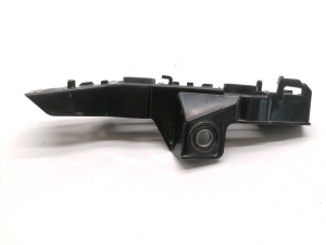  Front bumper bracket 