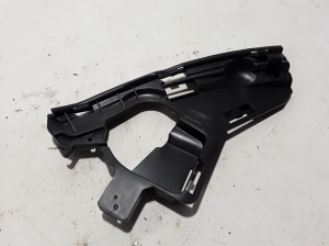  Front bumper bracket 