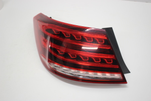  Rear corner lamp 