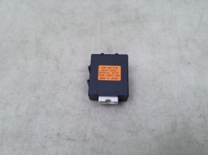   Kesklukustuse juhtplokk  - 28450AQ000 