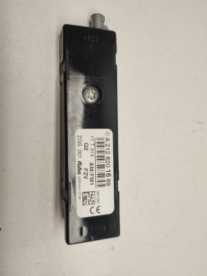 Mercedes Benz E-Class W212 (2009–2015) Antenas pastiprinātājs A2128201689 - 2