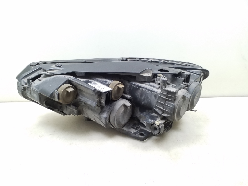 VOLKSWAGEN Passat B8 (2014-2023) Фара передняя правая 3G1941006B 24985568