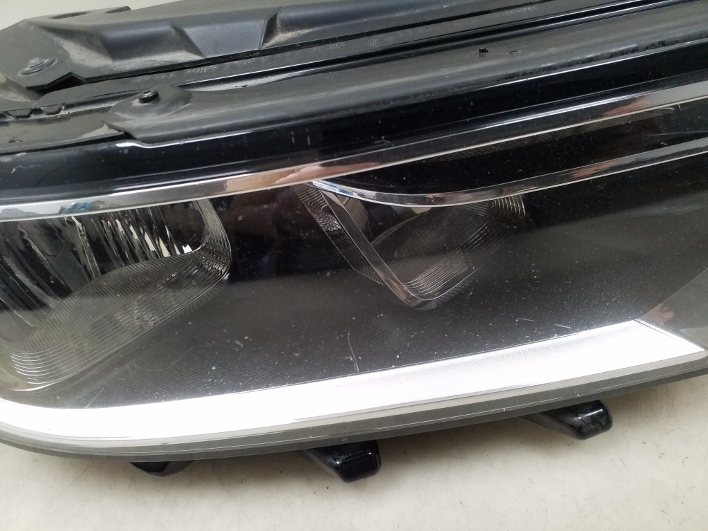 VOLKSWAGEN Passat B8 (2014-2023) Front Right Headlight 3G1941006B 24985568