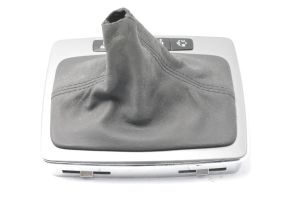Mercedes Benz C-Class 204 (2007–2014) Garniture de levier de vitesses A2042672410 - 2