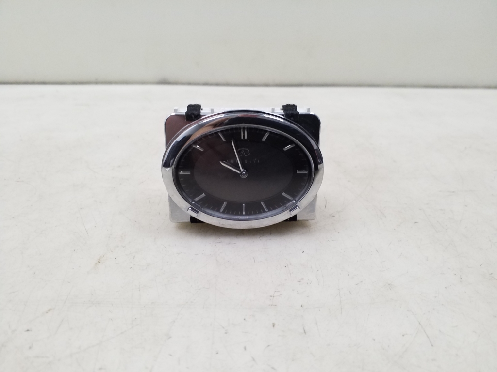 Used Infiniti FX Cabin clock 25810CL70A