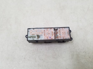 Infiniti FX (2002–2008) Front door glass switch - 5
