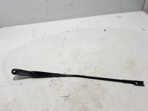  Windshield wiper blade 