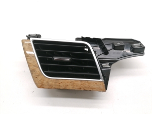 Dashboard air vent grilles - 4H2820902