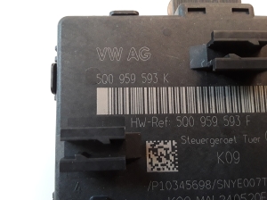 AUDI Q2 (2016–2026) Front door control unit 5Q0959593K - 2