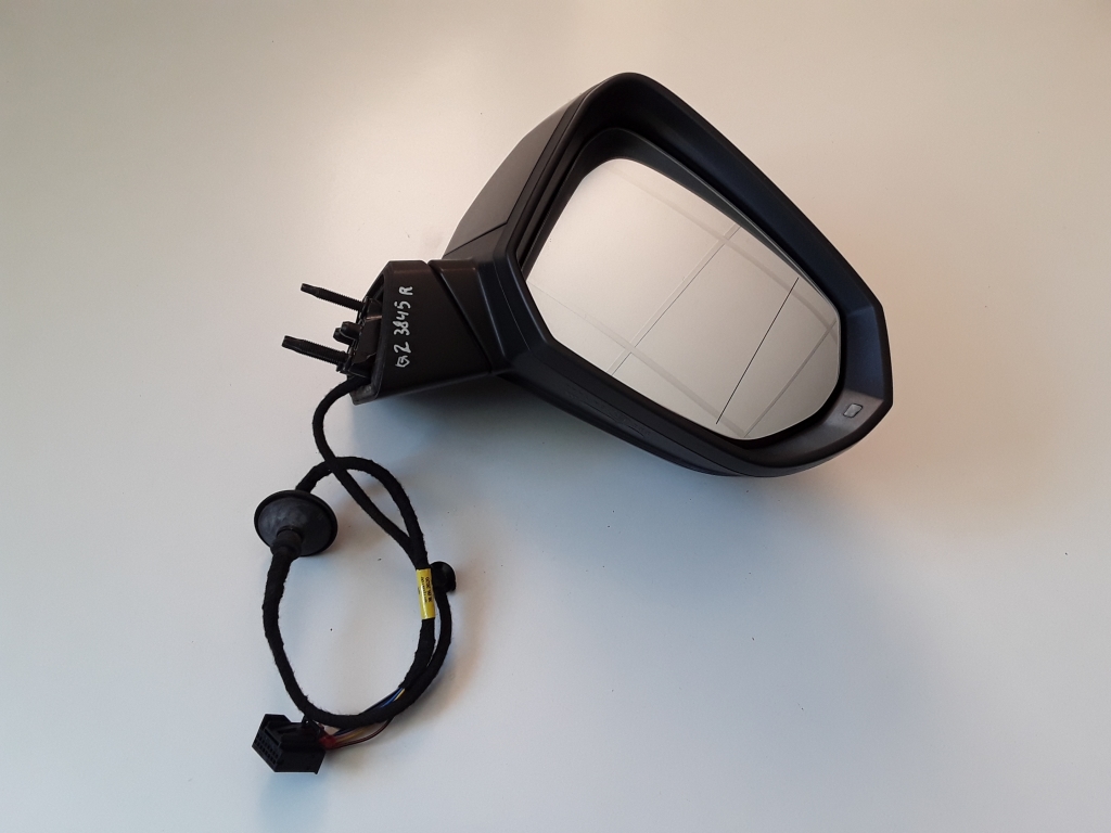 Used AUDI Q2 Side mirror and its details E1041444