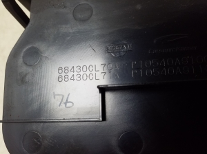 Infiniti FX (2002–2008) Glove box 68430CL70A - 2