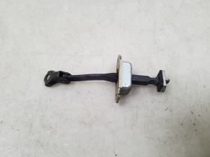 Infiniti FX (2002–2008) Front door check - 2