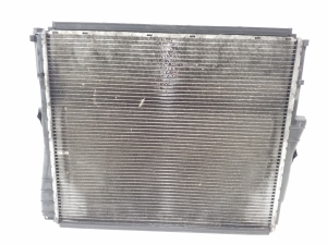 BMW X3 E83 (2003–2010) Jahutusradiaator ja selle osad 3400013 - 3