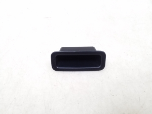   Tailgate inner opening handle 