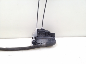 Infiniti FX (2002–2008) Rear side door lock - 6