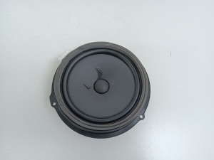   Rear side door speaker 