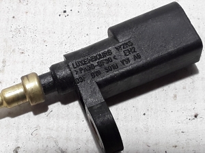 AUDI A6 C8 (2018–2025) Coolant temperature sensor 03F919501B - 3